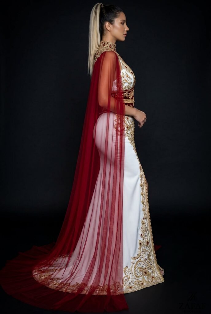 Caftan de mariée rouge rubis — vue 4