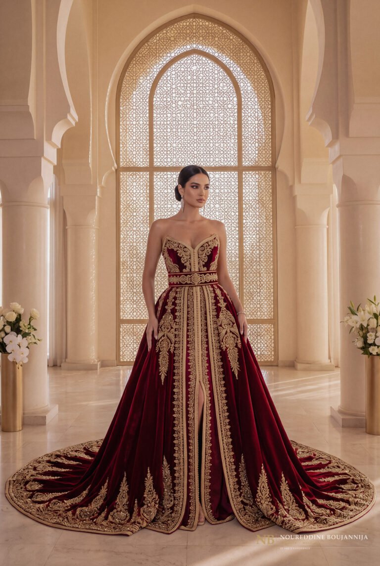 Caftan Bordeaux Corset Orné — vue principale