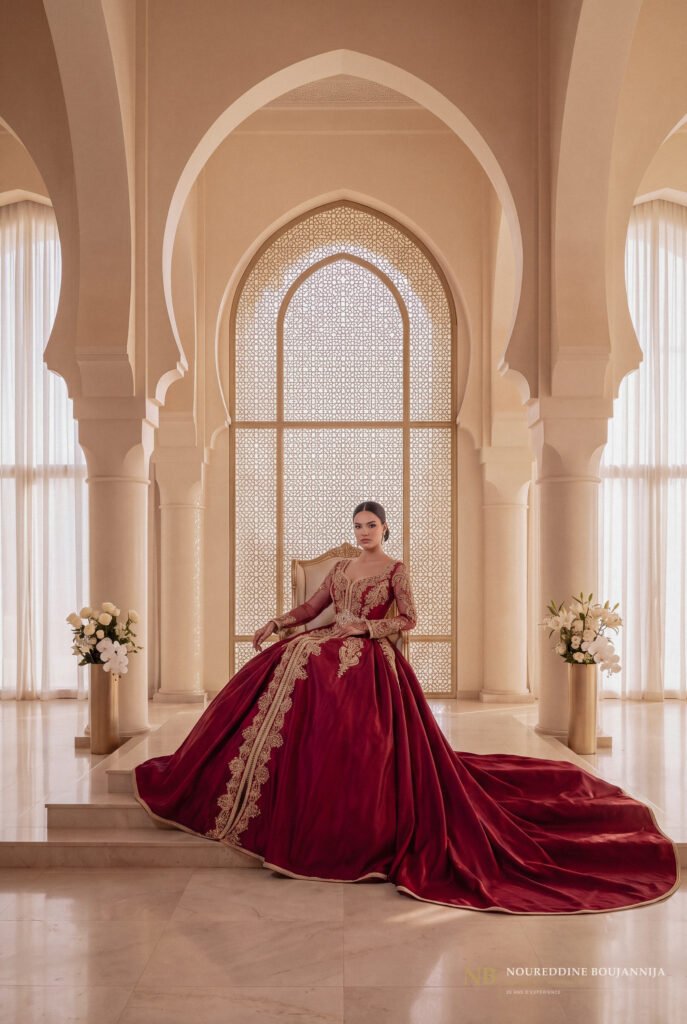 Caftan Grenat de Cour — vue principale