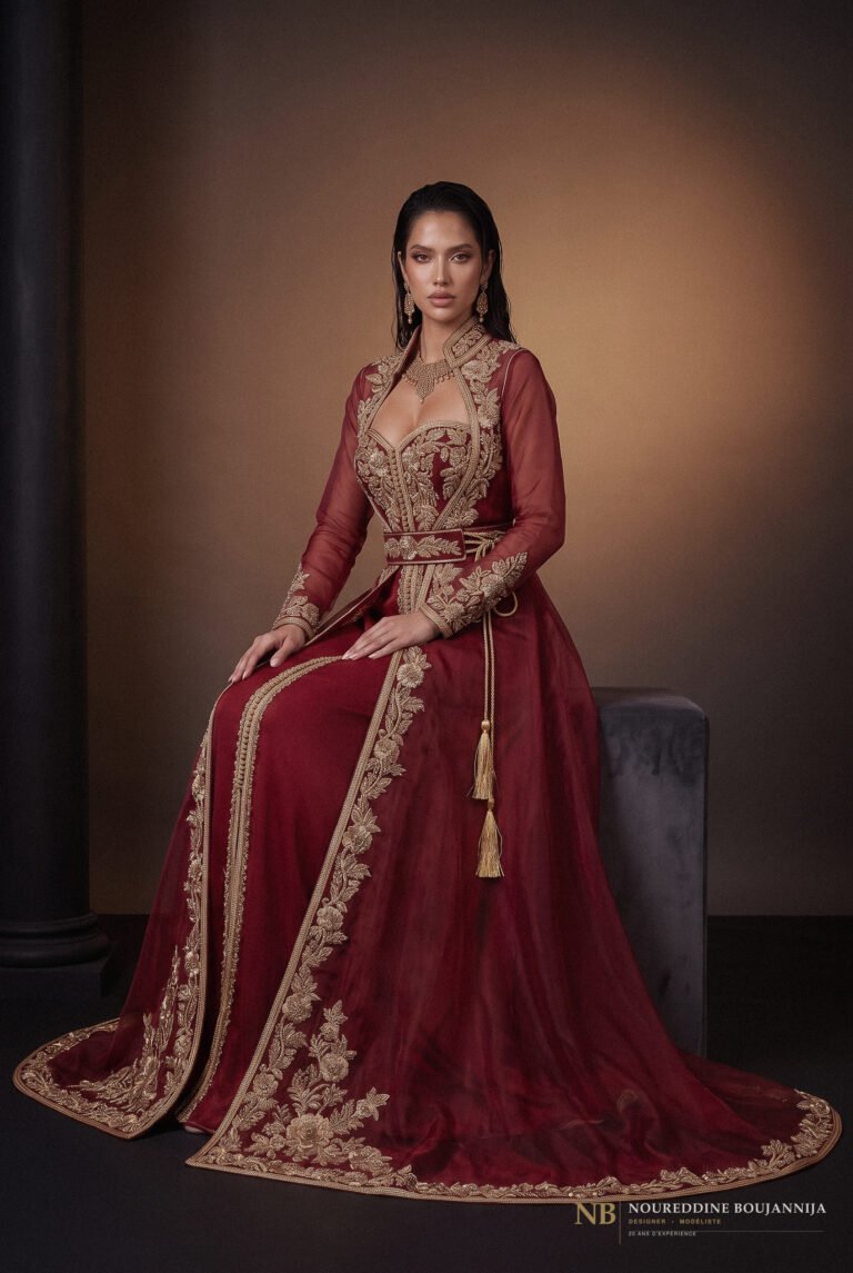 Caftan Grenat Souverain — vue principale