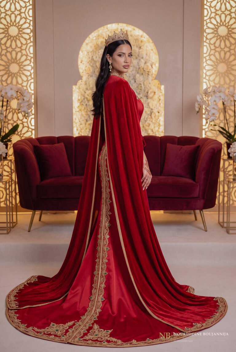 Caftan Rouge Solennel — vue principale