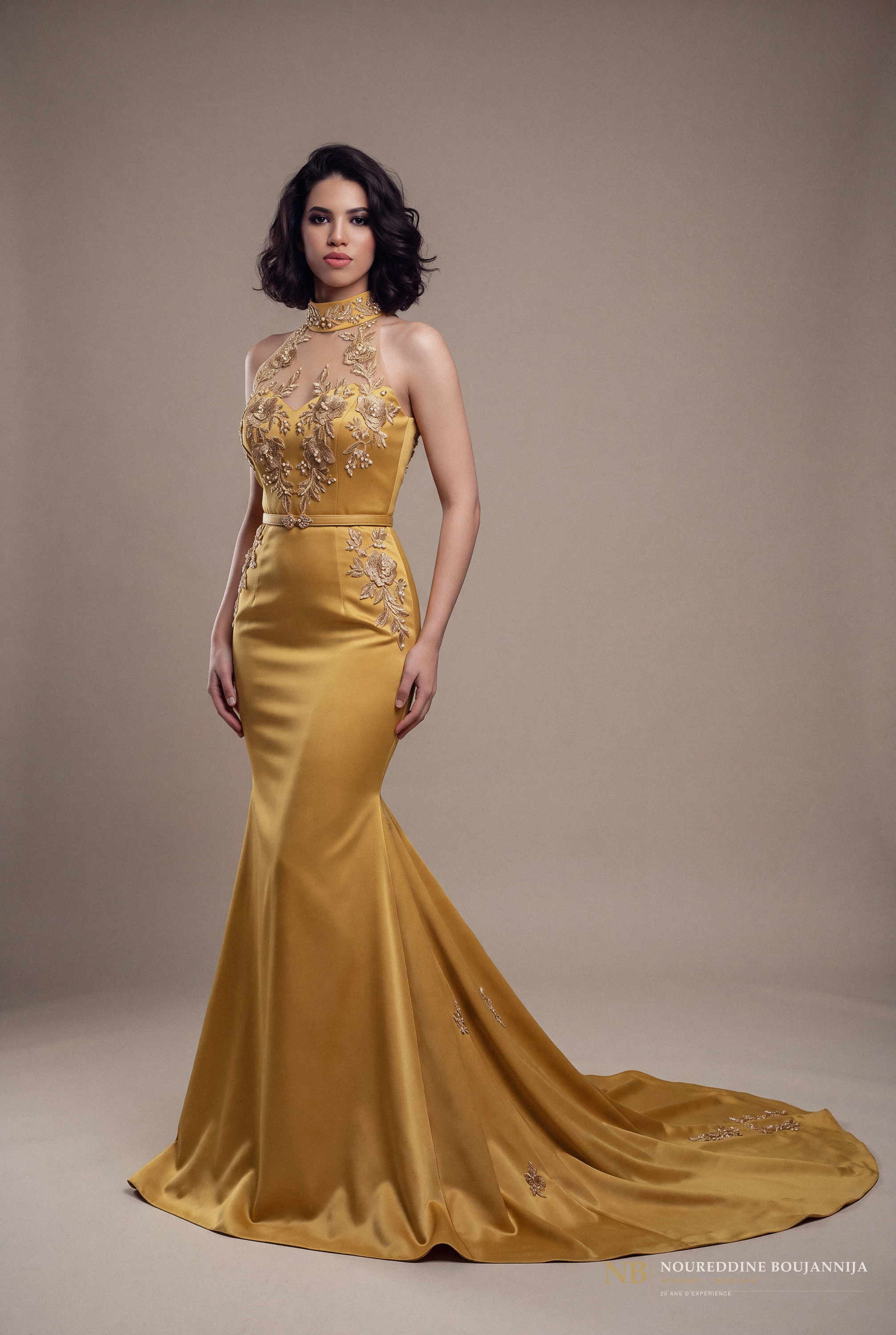 Caftan sirène ocre doré Floraison – vue principale