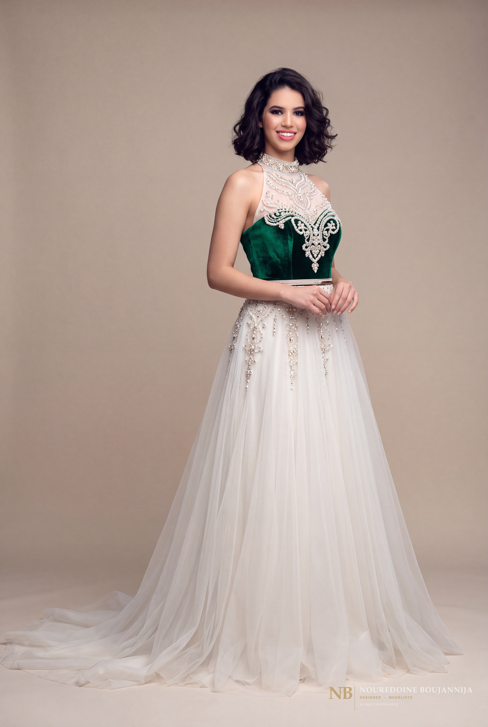 Robe caftan vert émeraude Arabesque Blanche – vue principale