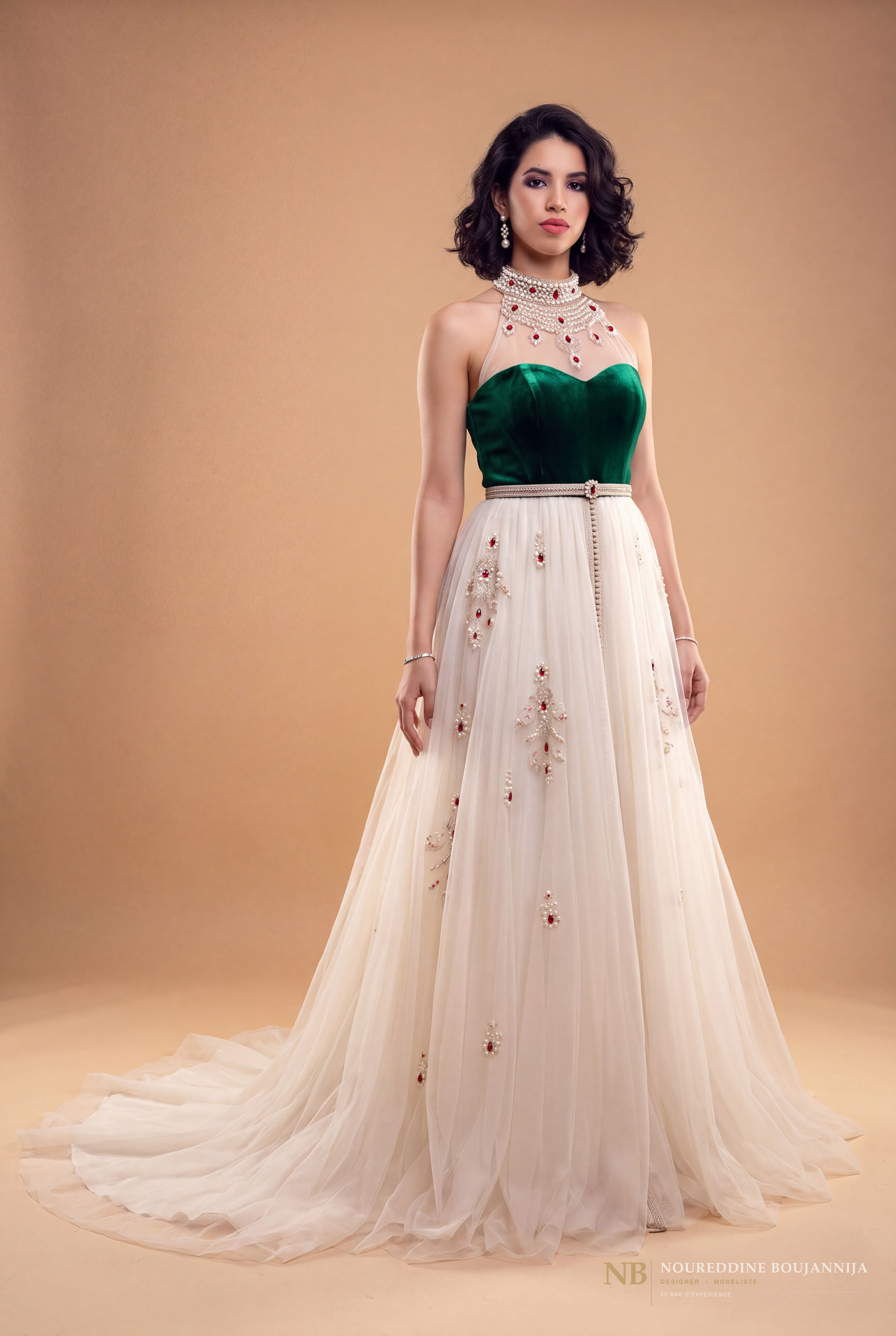 Robe caftan vert émeraude Grenat Perlé à bustier construit