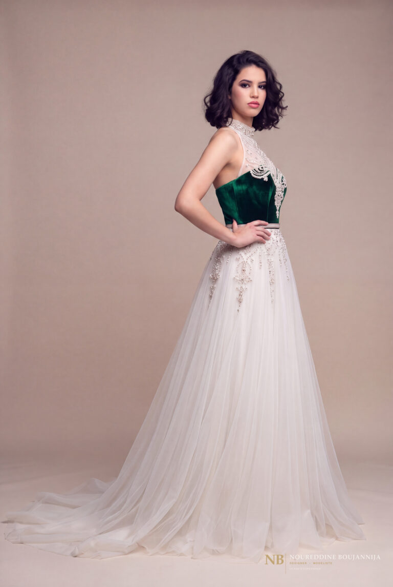 Robe caftan vert émeraude Dentelle Nacrée – vue trois-quarts