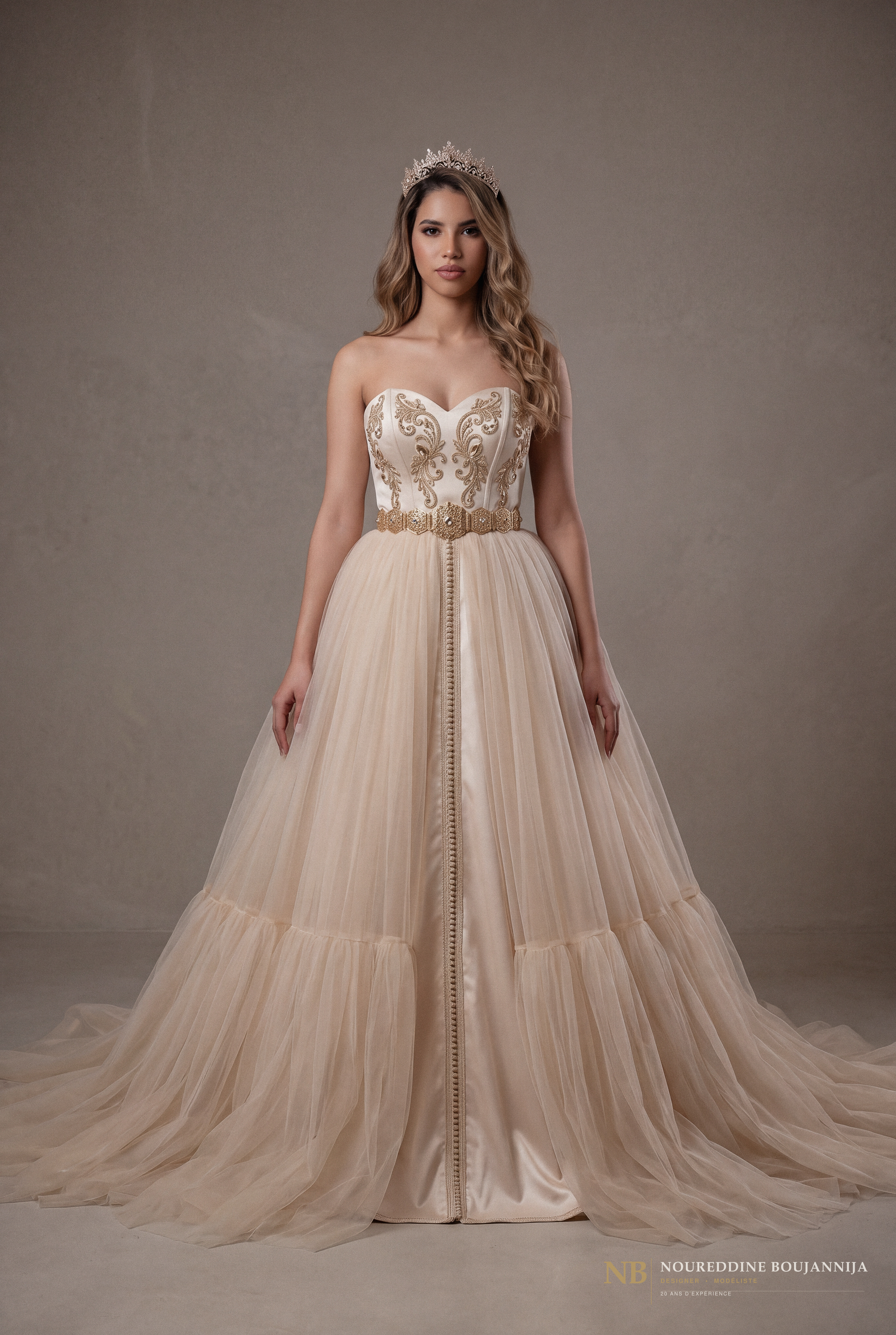 Caftan bustier ivoire Plissé de Nacre