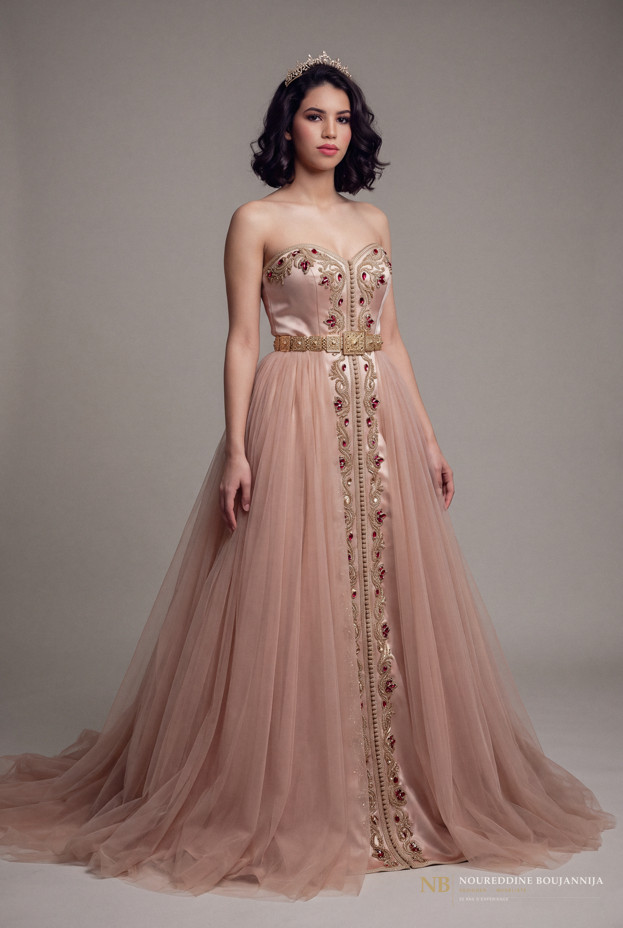 Caftan bustier rose poudré Ruban Grenat