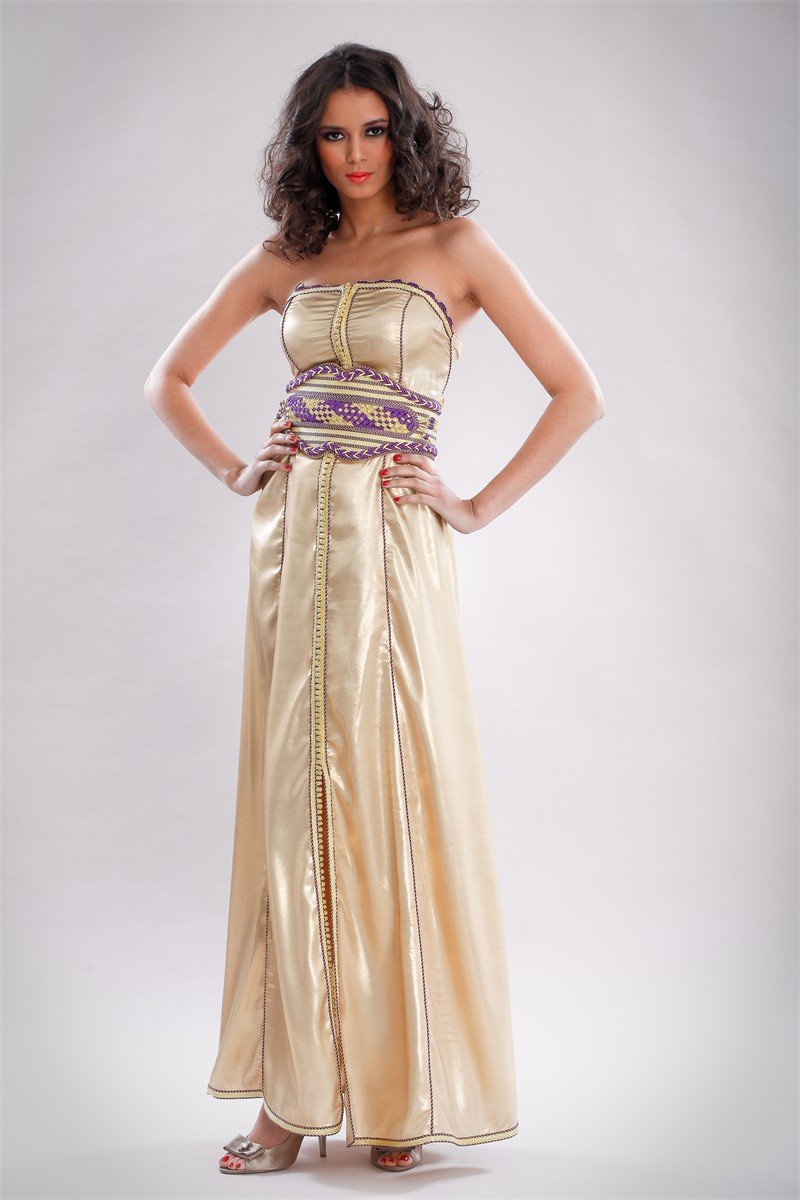 Silhouette dorée, collection 2012 des Archives Caftan En Ligne