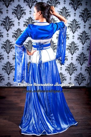 Caftan marocain moderne bleu intense, collection 2014 — vue 2