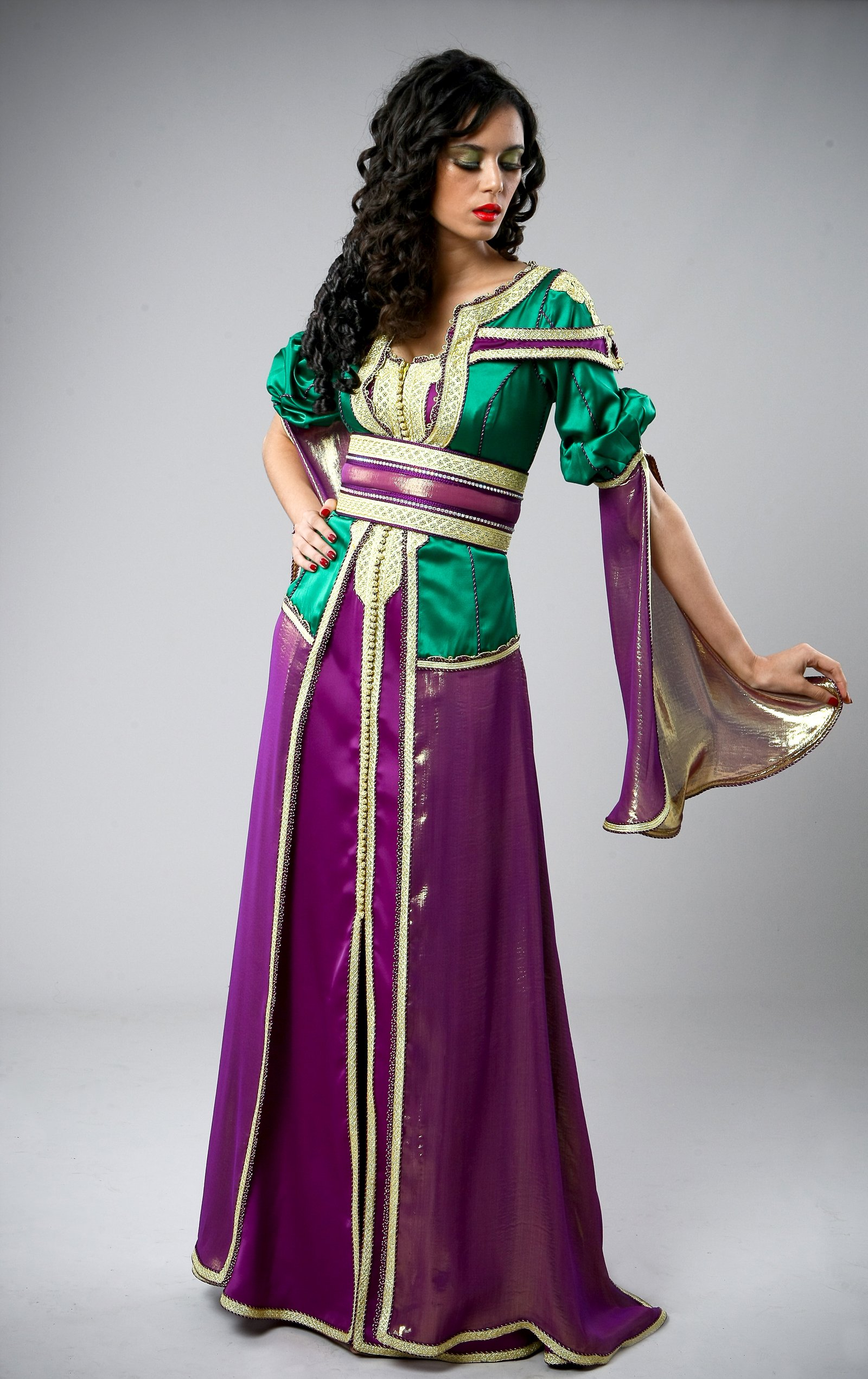 Caftan marocain vert et violet, collection de caftans 2015 — vue 2 sur 4